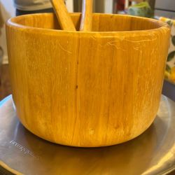 Beautiful Wooden Salad Bowl With Utensils