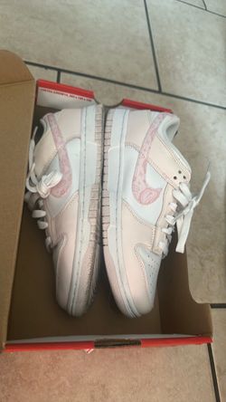 Women’s Nike dunk low size US 7