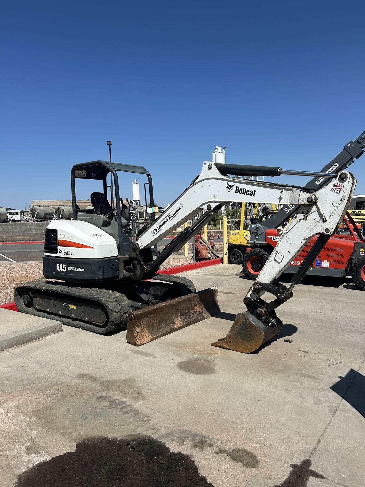 Mini Excavator - Bobcat E45