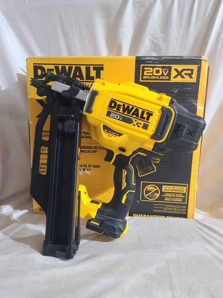 Dewalt 20V MAX XR Brushless Framing Nailer