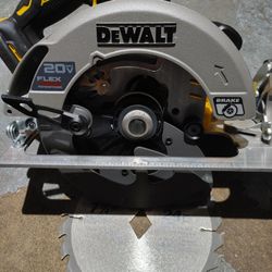 Dewalt 7-1/4" circular Saw