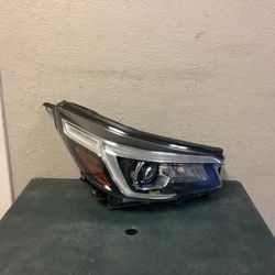 2019 2020 SUBARU FORESTER RIGHT SIDE HEADLIGHT 