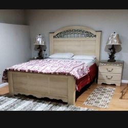 Queen Size Bedroom Set Everything Included
