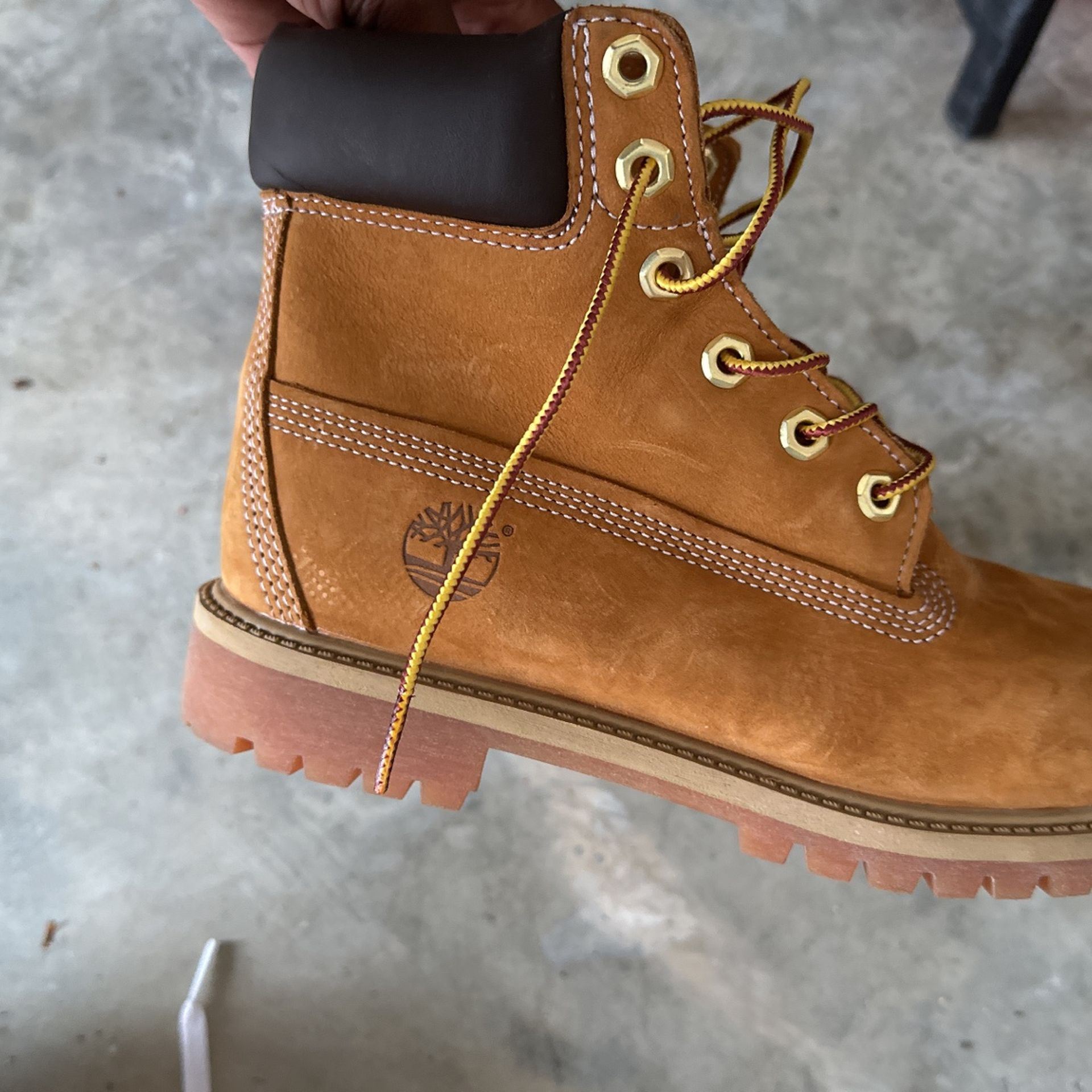 Boys Size 4 Timberland Boots