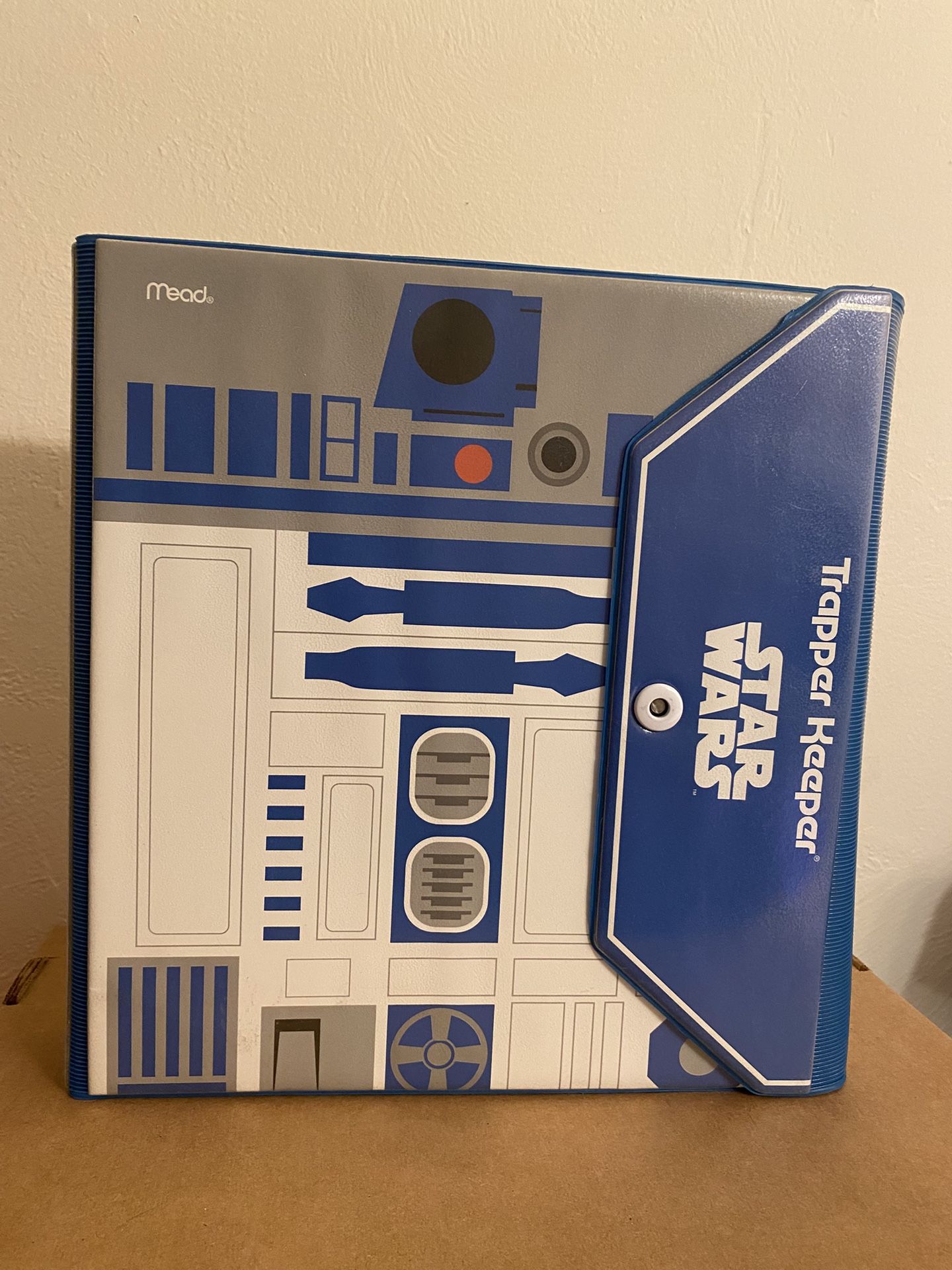 R2-D2 Trapper Keeper Binder