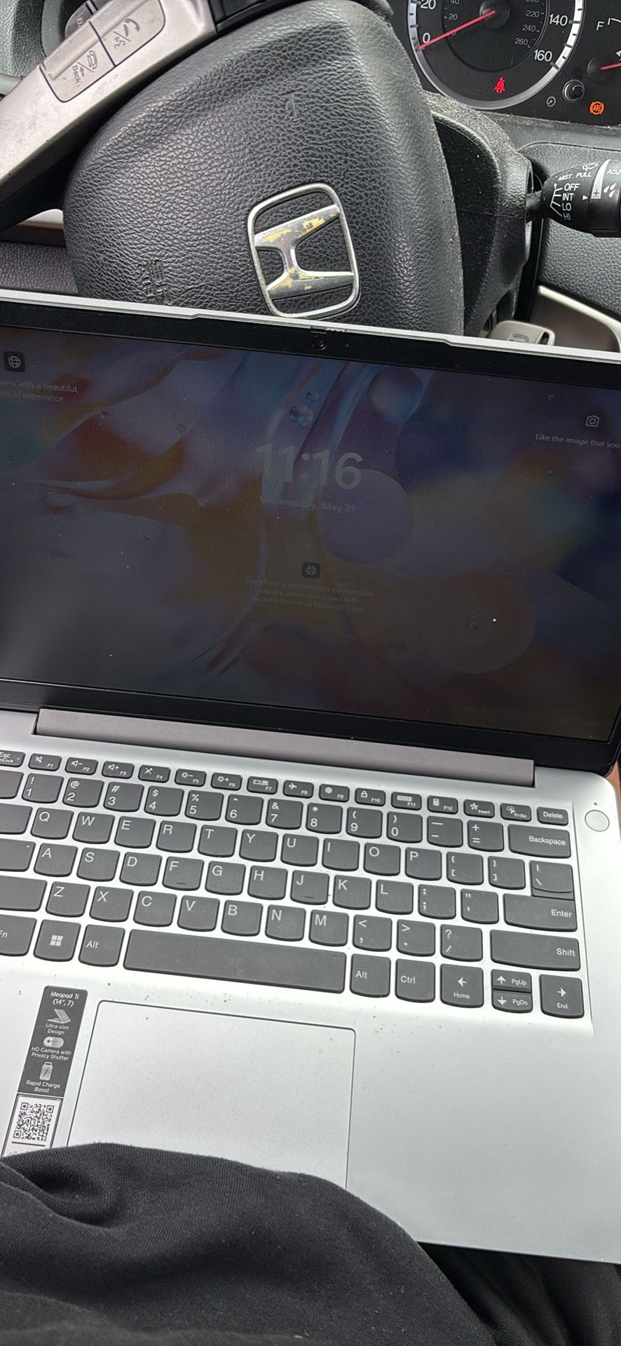Lenovo Amd 16 Slim 5