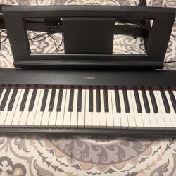 Yamaha Digital Keyboard