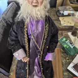 Wizard doll w/stand