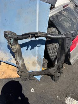 2005 Honda CRV Front Subframe 4x4 $300