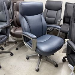 La-Z-Boy Arcadian Ergonomic Bonded Leather Swivel Executive Chair, Blue