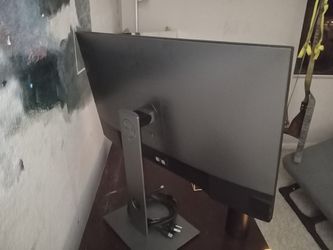 Dell Widescreen 32 Inch Monitor 