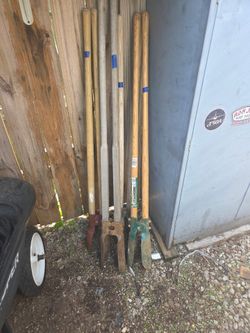 Ur Choice post hole digger