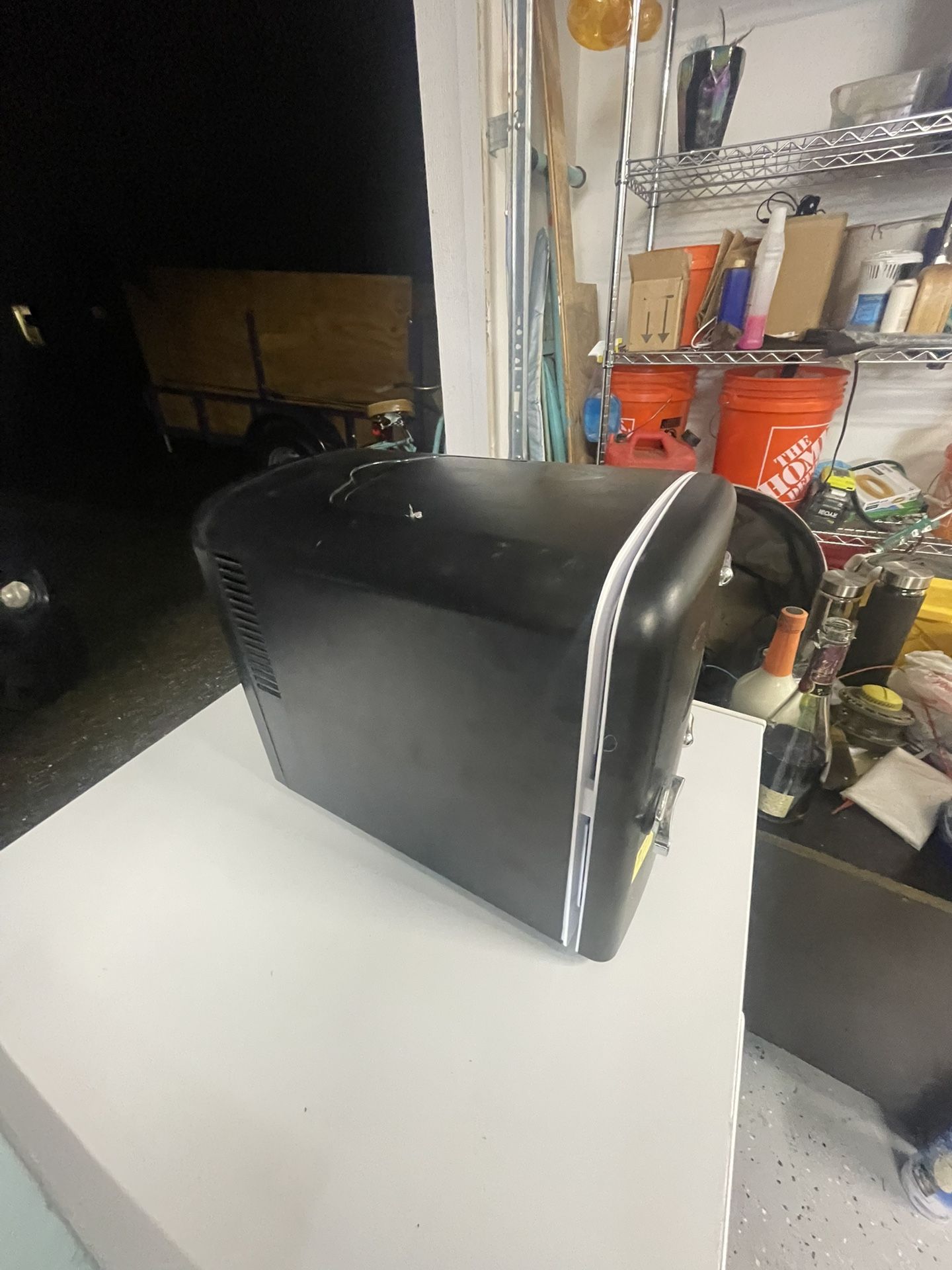 Mini Frigidaire Fridge