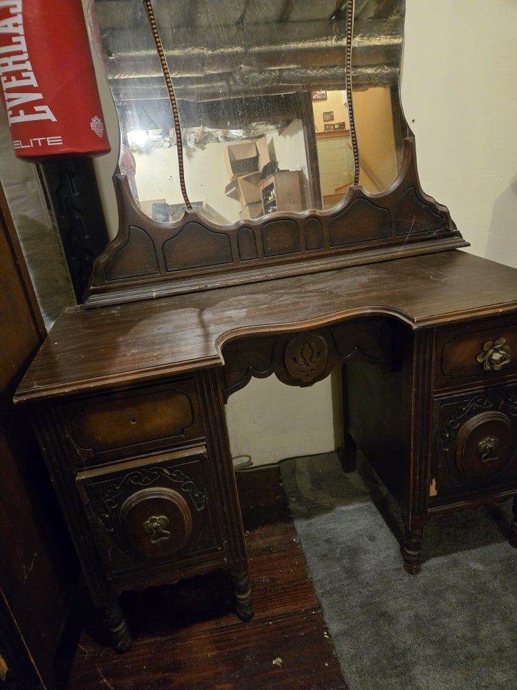 Dresser And Cabinet