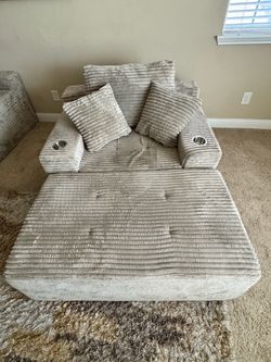 PERFECT FOR DORM ROOM / APARTMENT-67''Oversized Chaise Lounge Chair(Khaki)-BRAND NEW
