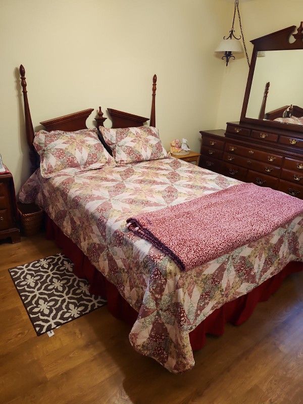 Stanley 4 Piece Queen Bedroom Set