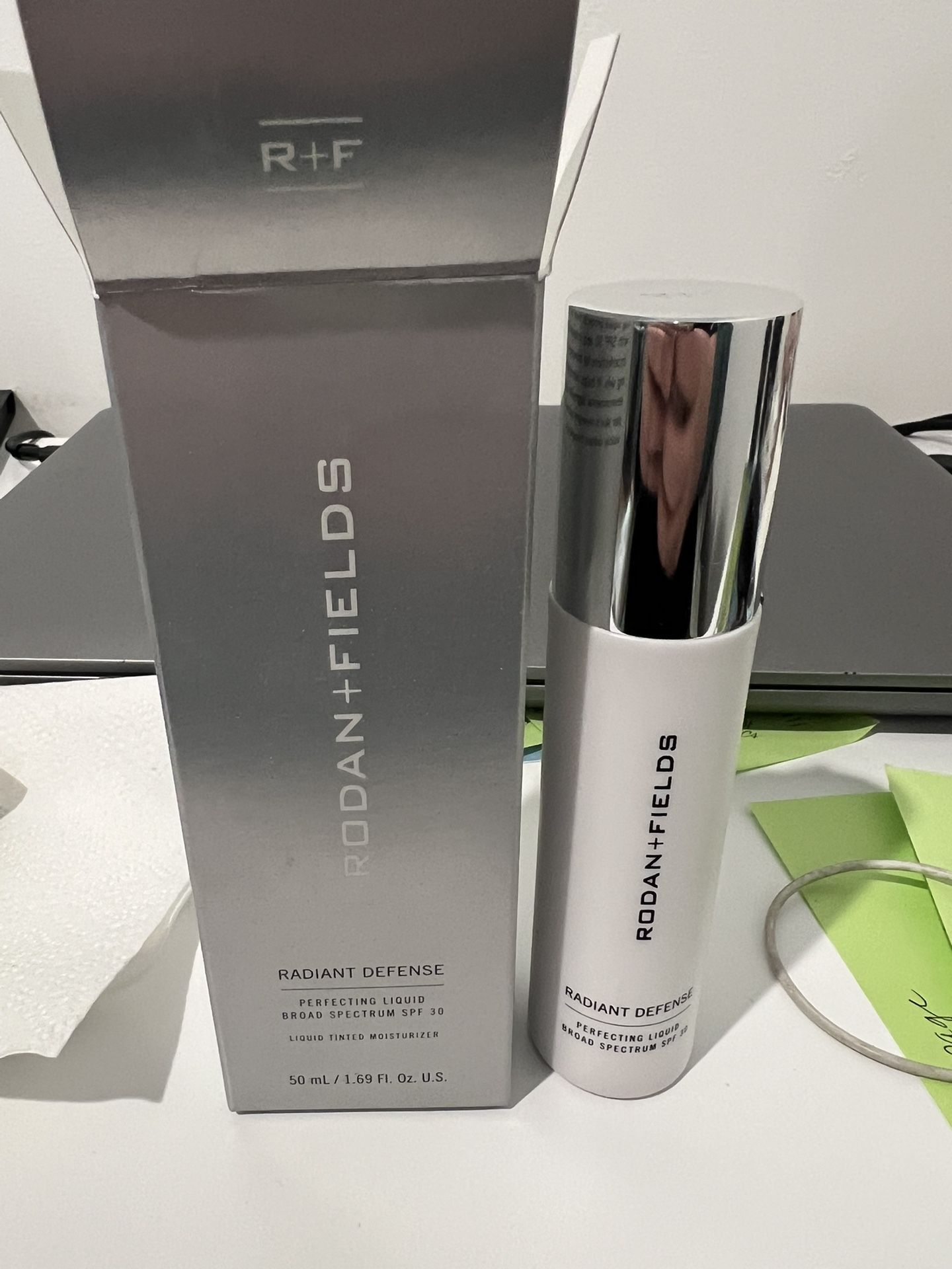 Rodan & Fields Radiant Defense Perfecting Liquid/Tinted Moisturizer