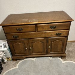 Dresser