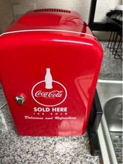Coca Cola Mini Fridge