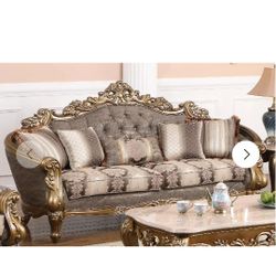 Amelia Traditional Style Furniture 