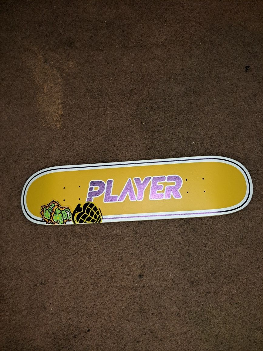 PLAYER SKATEBOARD CO. THE NBA LAKERS PLAYERS LOGO SKATEBOARD DECK SIZE 8.125
