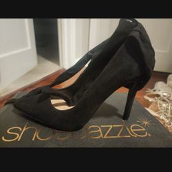 7.5 Akeiyla Lace Up Pump
