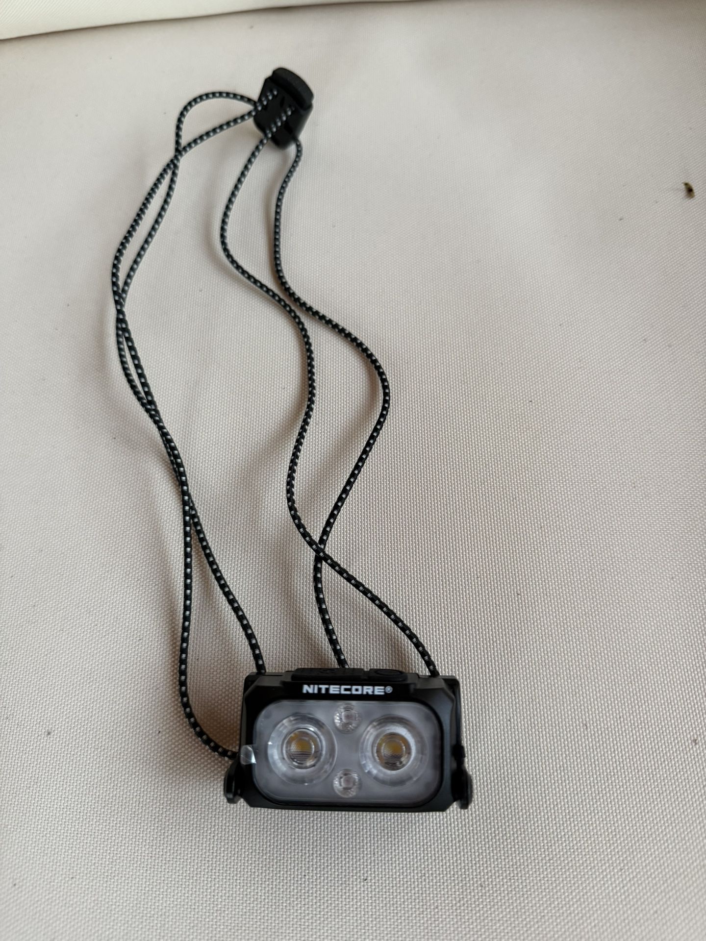Nitecore NU25 Ultralight Headlamp