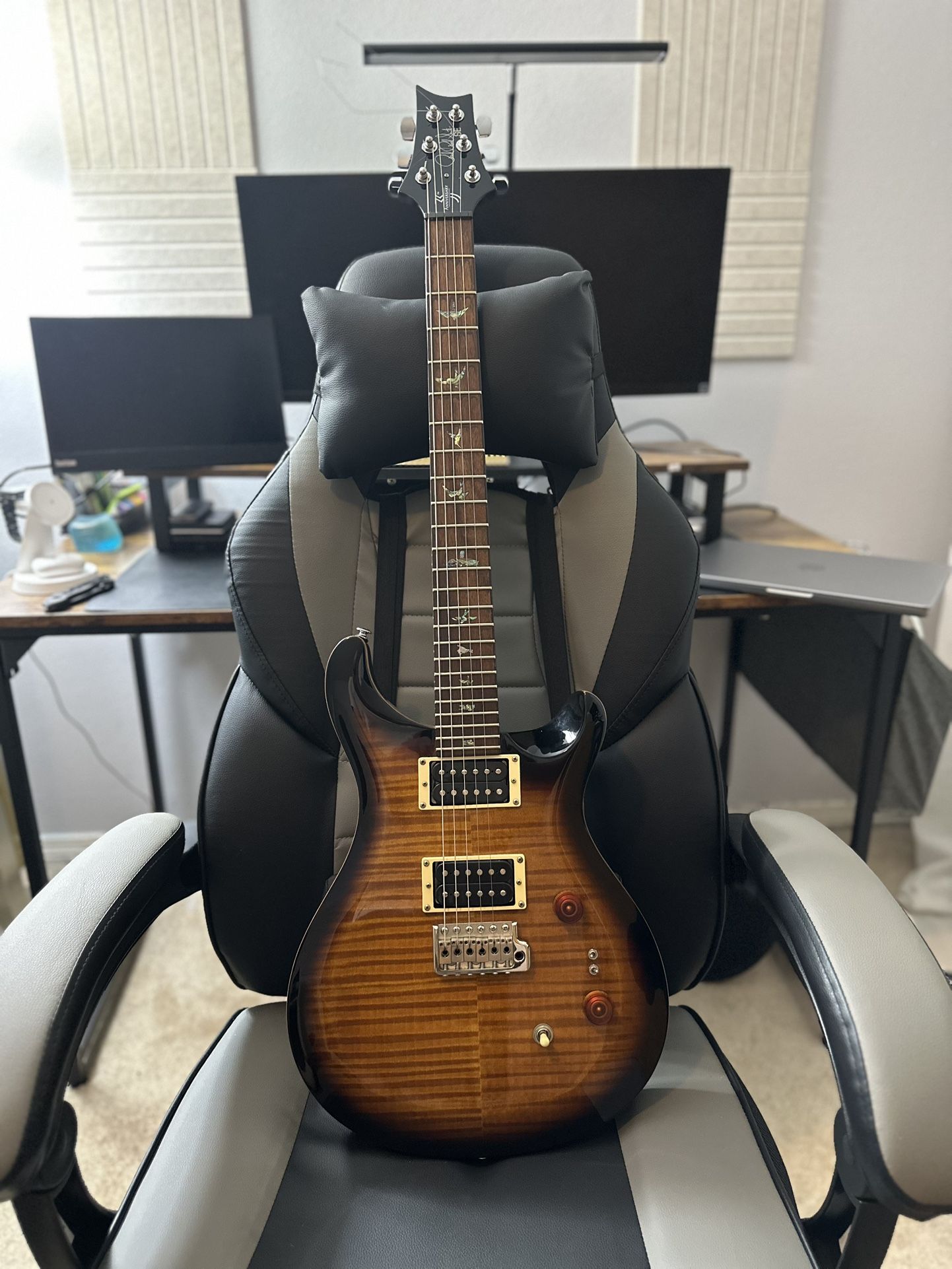  35th Anniversary SE Custom 24 Sunburst Solid Body Electric Guitar