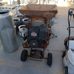 Briggs & Stratton Wood Chipper