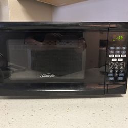 Small Microwave 