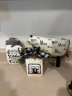 Farmhouse Cow Decor Set of 3