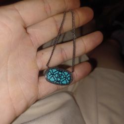 Kendra Scott Dylan stone Necklace Veined Turquoise blue tone Gunmetal Tone