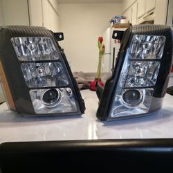 2007 To 2013 Cadillac Escalade Headlights 