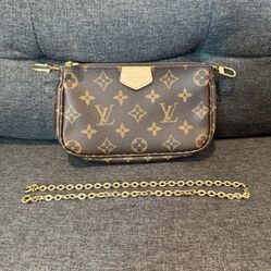 Louis Vuitton Mini pochette