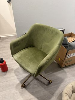 Green Velvet Swivel Office Chair – Gold Rolling Base
