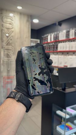 📱 iPhone severe LCD bleed spreading – same day repair – Smart Fix Phoenix AZ