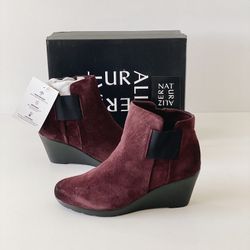 ✨New NATURALIZER Laila Water Resistant Suede Wedge Booties Bordo Womens Size 9M