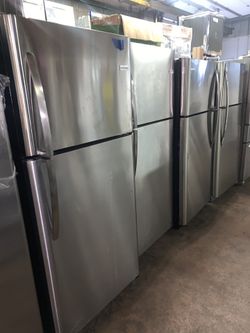 New scratch & dent stainless stee top freezer refrigerators starting from $350 & up!