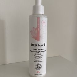 DERMA-E Cleanser