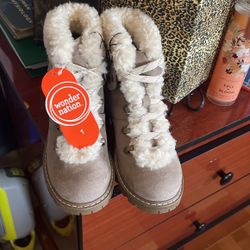 New Girls Boots Size 1 