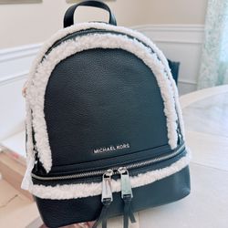 MICHAEL KORS RHEA ZIP MEDIUM BACKPACK BLACK LEATHER NATURAL SHEARLING BAG/NWT