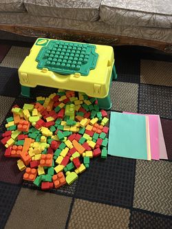 🔴 LEGO TABLE  🔴 $$28