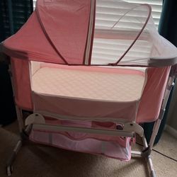 Bassinet (pink) 
