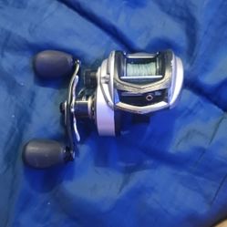 Abu Garcia RV03 Stx Bait castor