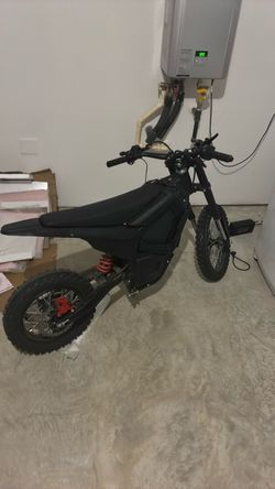 https://offerup.com/redirect/?o=Q2Vtb3RvcmlkZS5jb20=