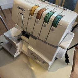Serger / Overlock Sewing Machine & Thread
