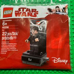 Lego Star Wars DJ. 