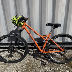 Custom Mountain Bike  | RockShox Fork | Shimano Drivetrain