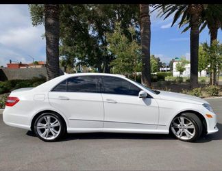 Mercedes-Benz E-Class White Sedan 350