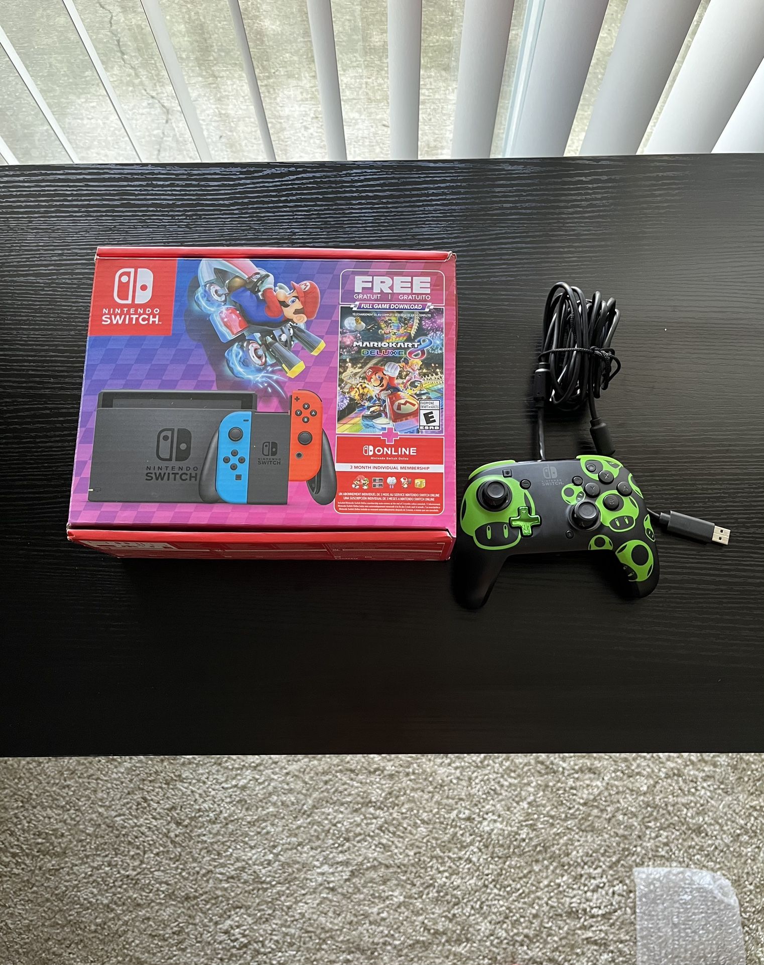 Nintendo Switch 